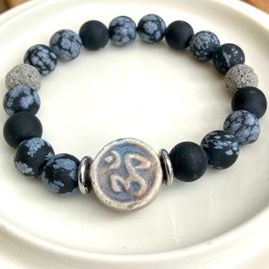 Black & Gray Snowflake Obsidian Stretch Bracelet